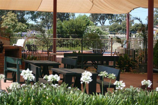 Paradise Lakes Motel Shepparton Exterior photo